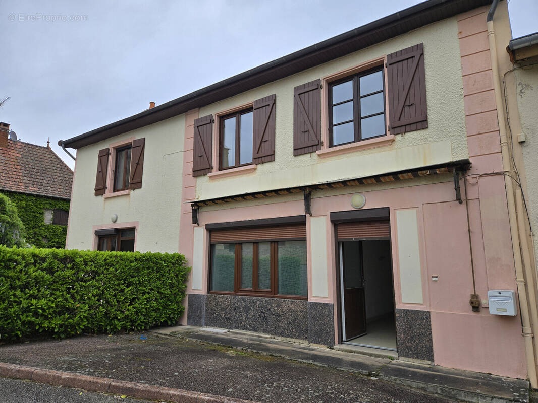 Maison à CHAUFFAILLES