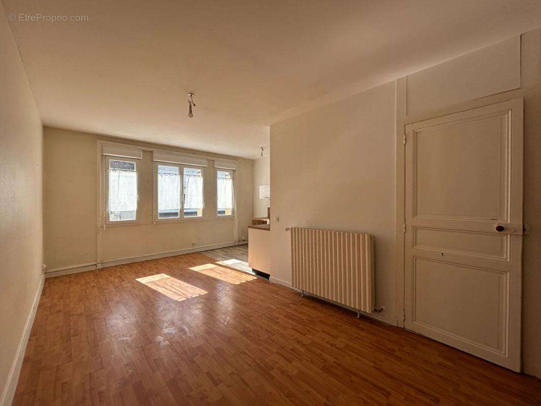 Appartement à NORT-SUR-ERDRE