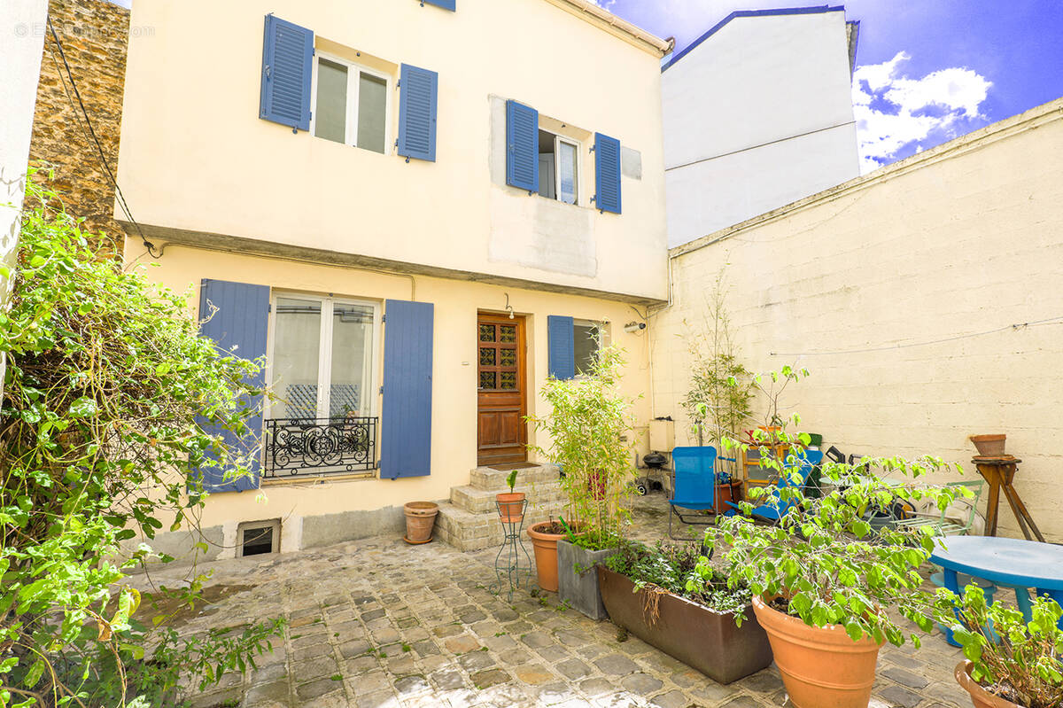 Maison à LES LILAS