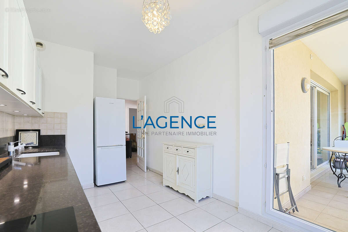 Appartement à HYERES