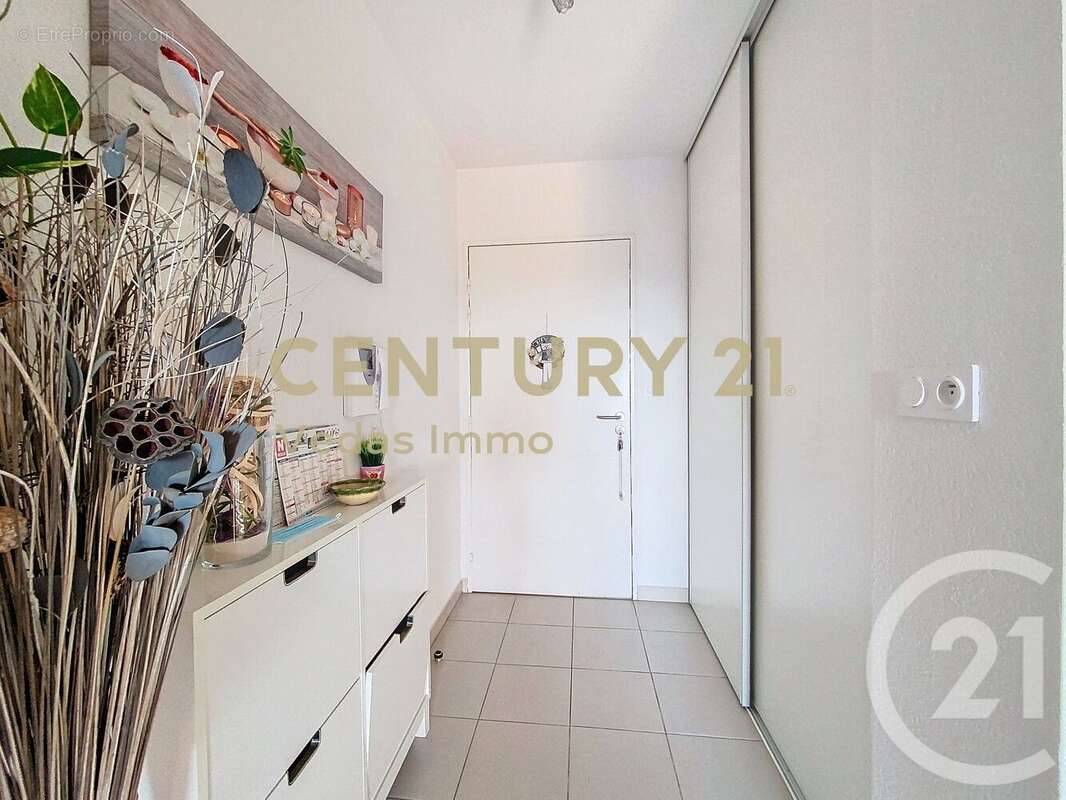 Appartement à JUVIGNAC