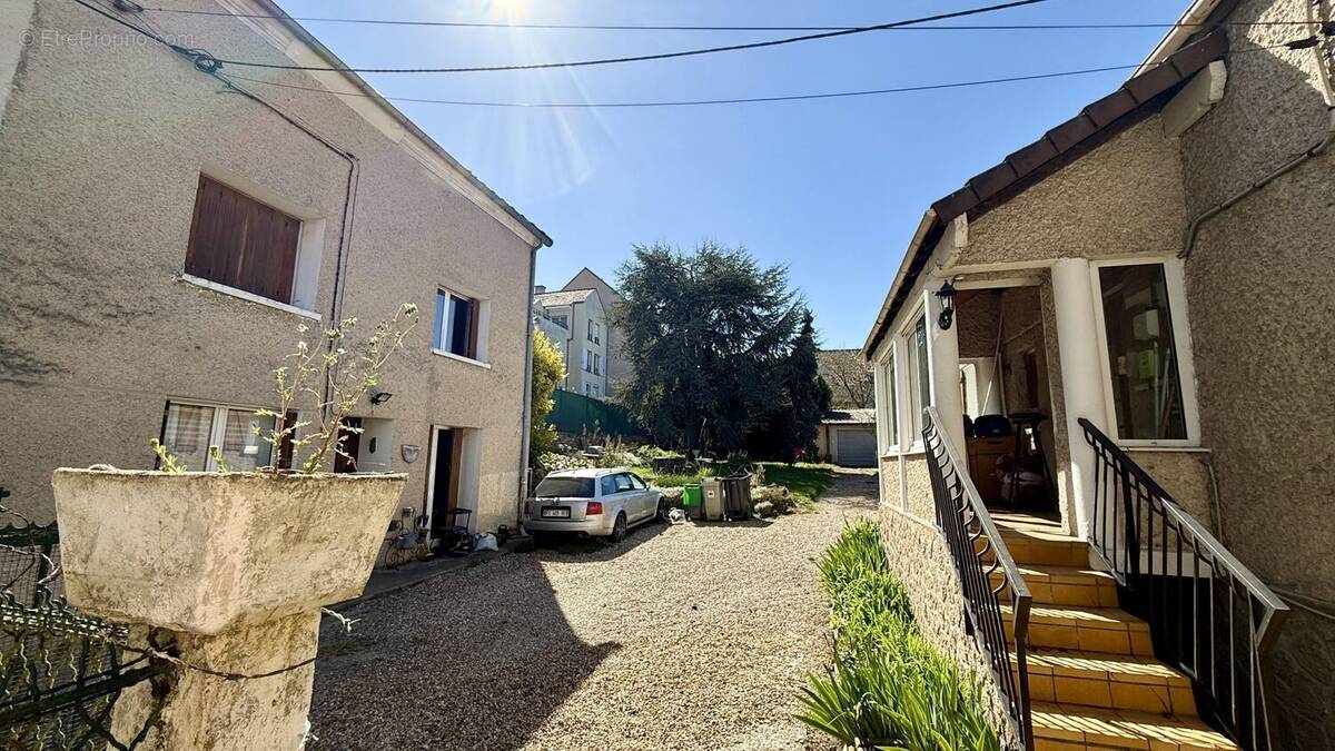 Maison à ECQUEVILLY