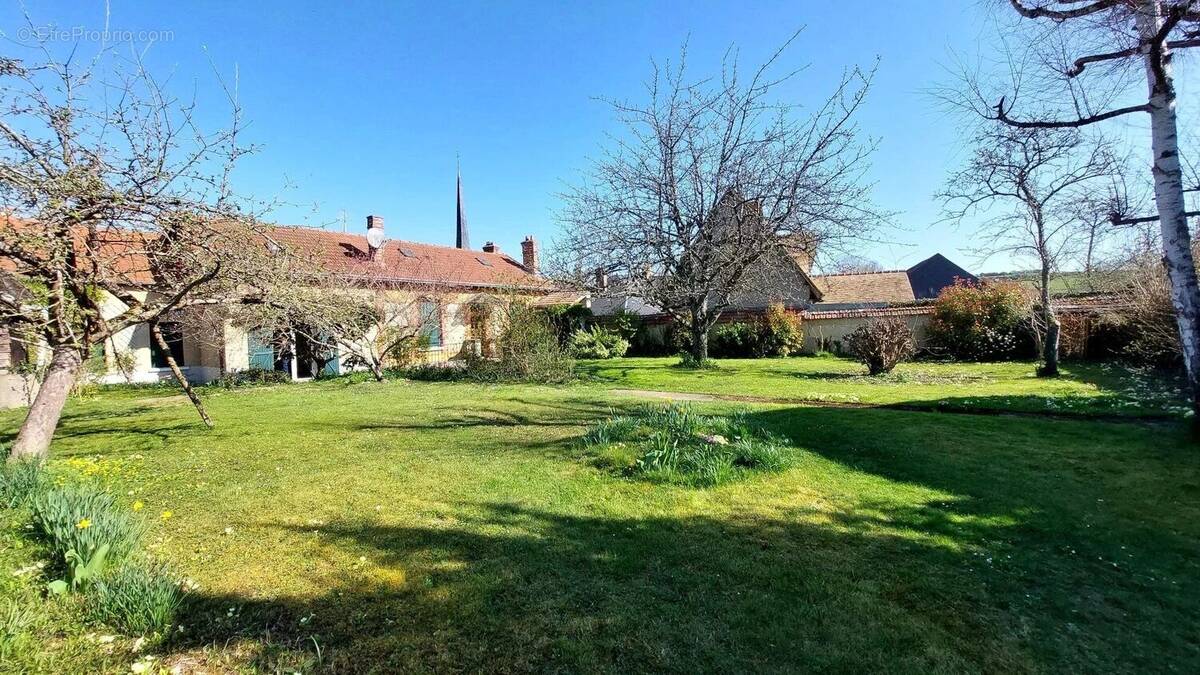 Maison à ANET