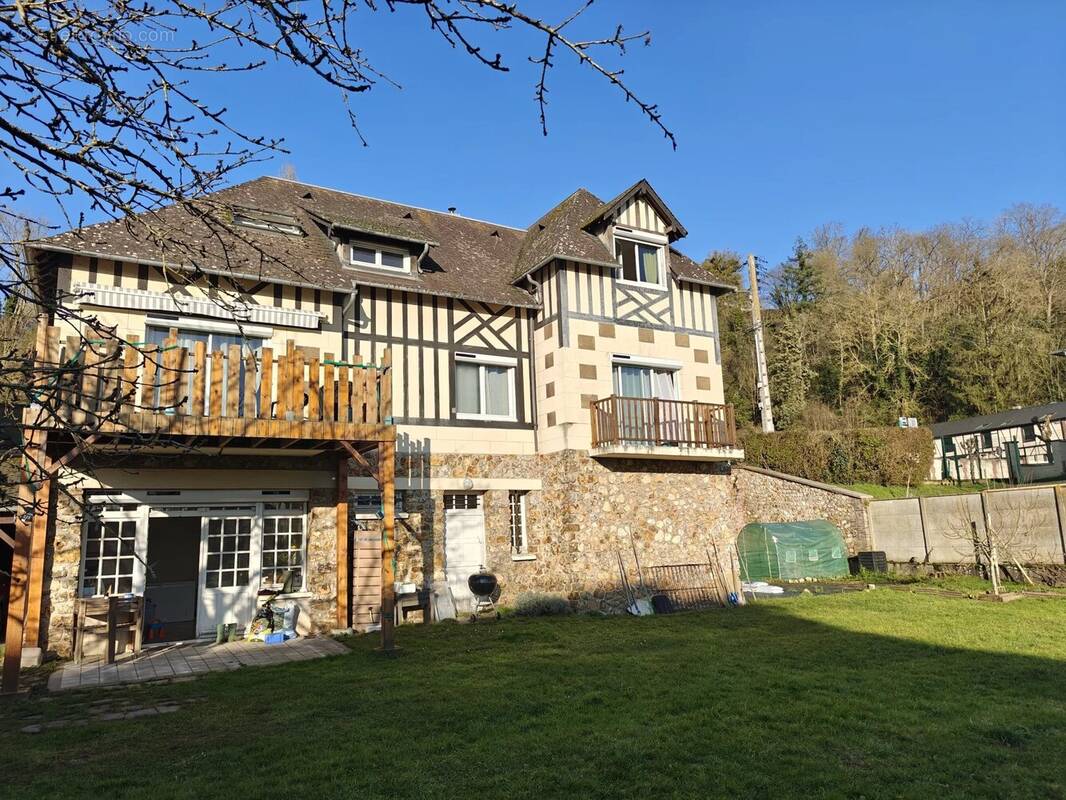 Maison à BRIONNE