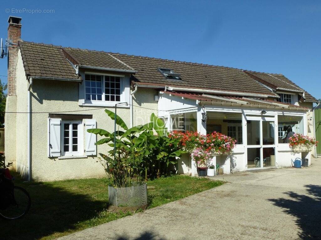 Maison à NANGIS