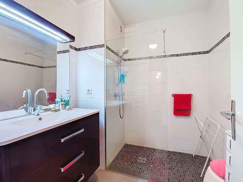 Appartement à LYON-7E
