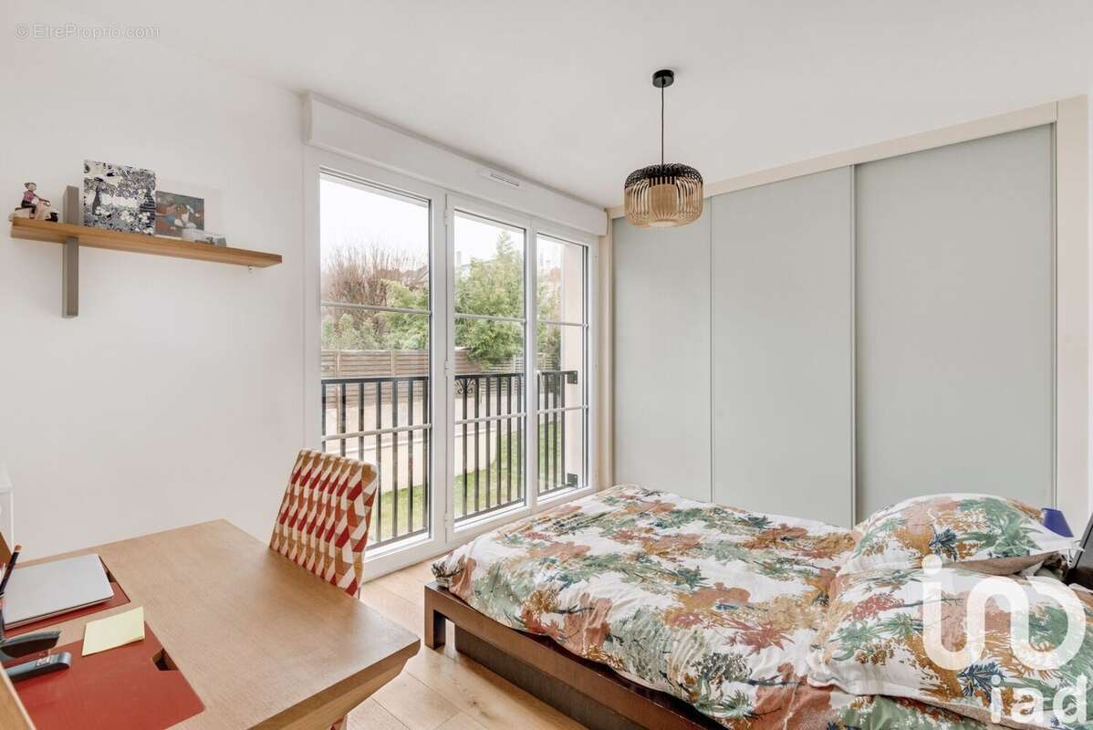 Photo 5 - Appartement à SURESNES