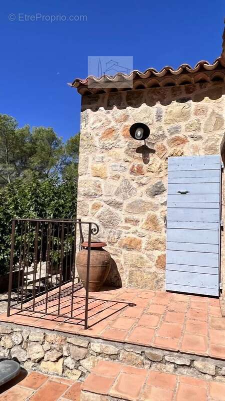 Maison à FAYENCE