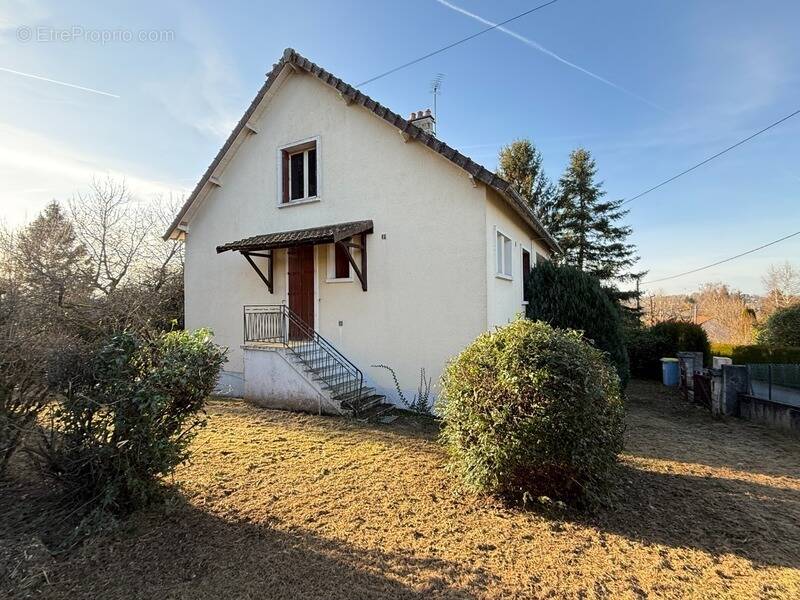 Maison à LA SOUTERRAINE