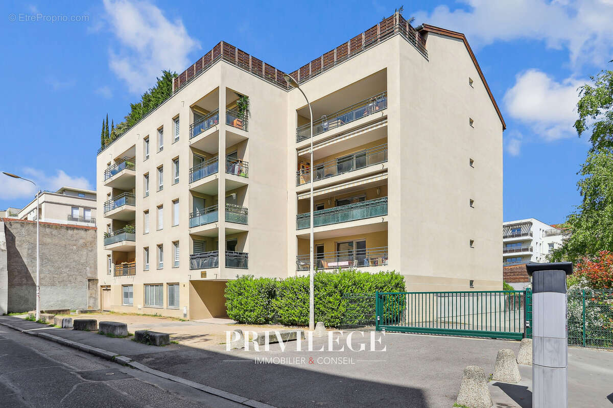 Appartement à LYON-3E