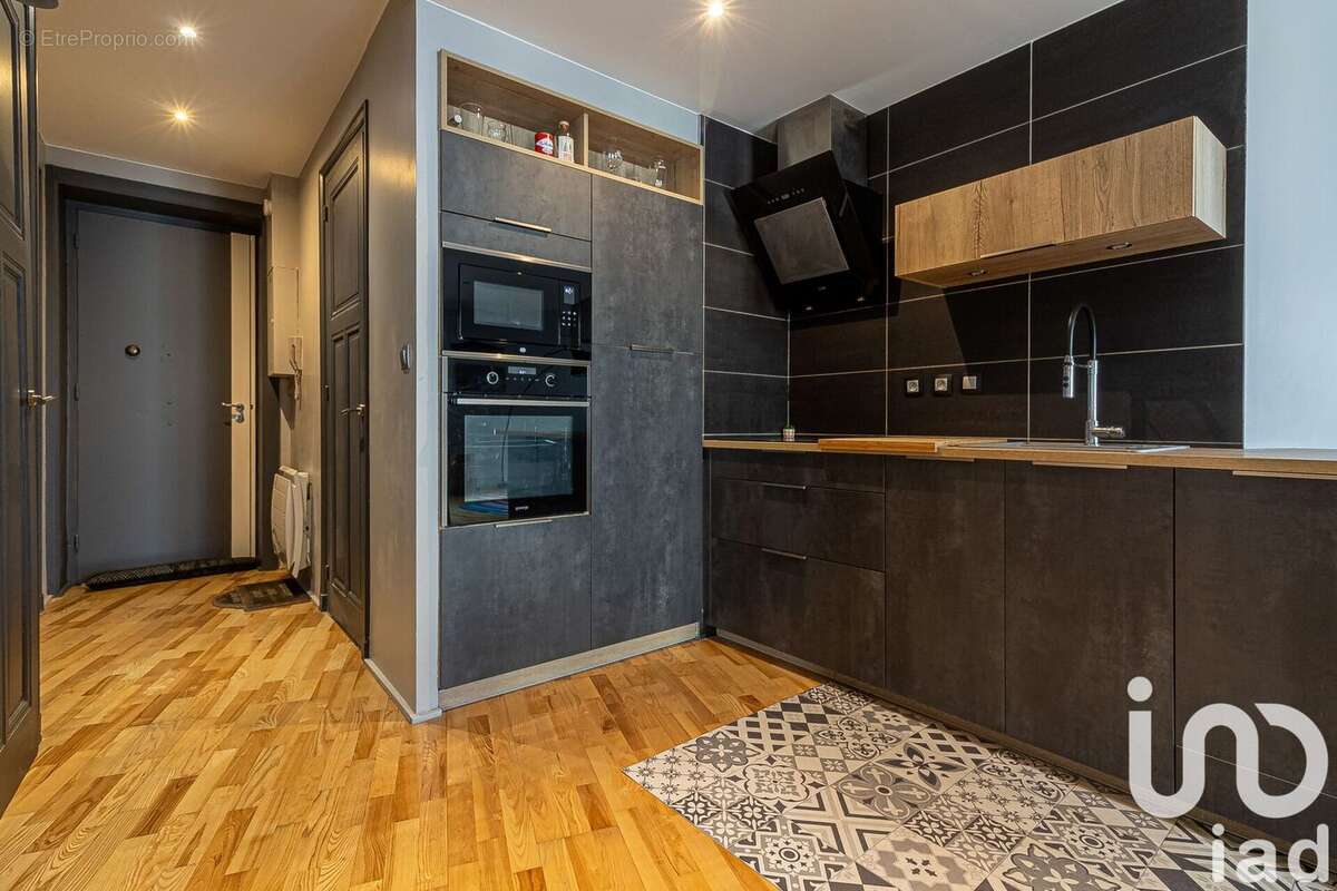 Photo 2 - Appartement à LYON-8E