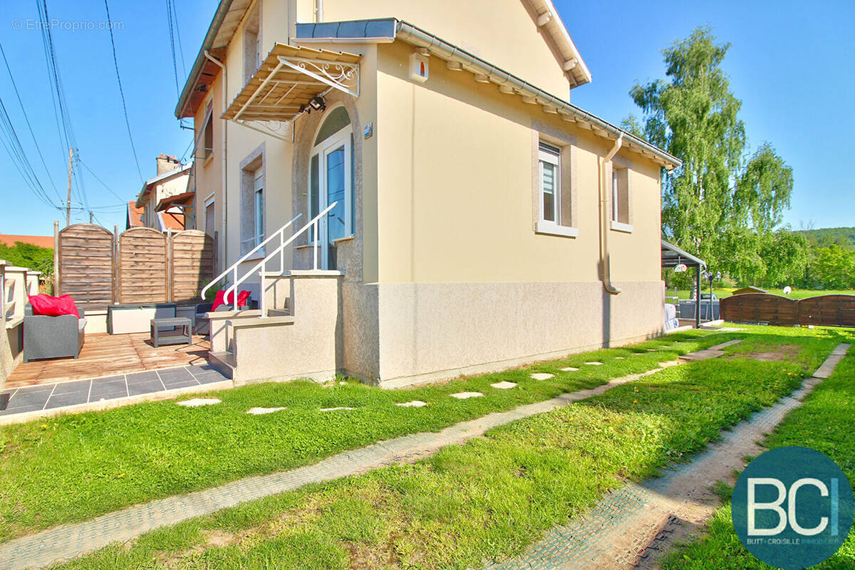 Maison à BELLEVILLE