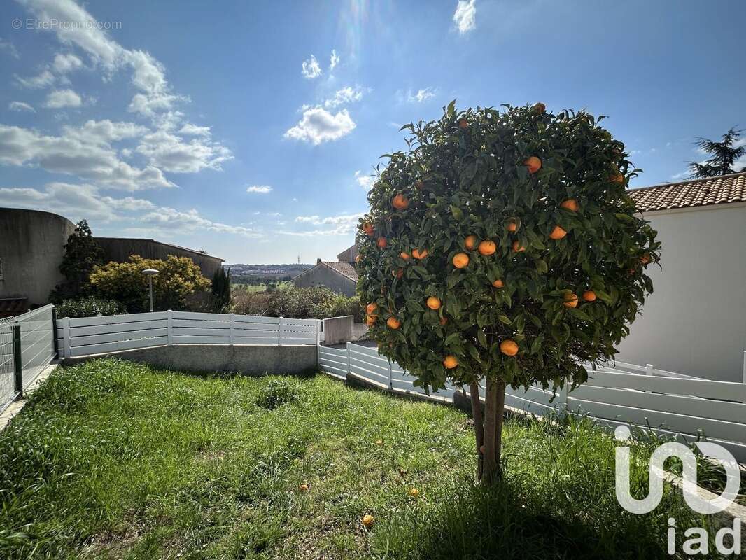 Photo 2 - Maison à JUVIGNAC