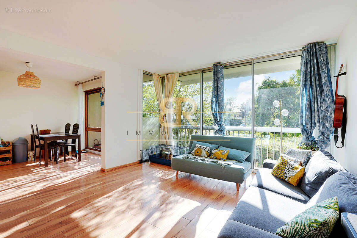 Appartement à VELIZY-VILLACOUBLAY