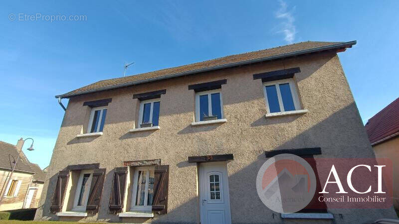 Maison à LES THILLIERS-EN-VEXIN