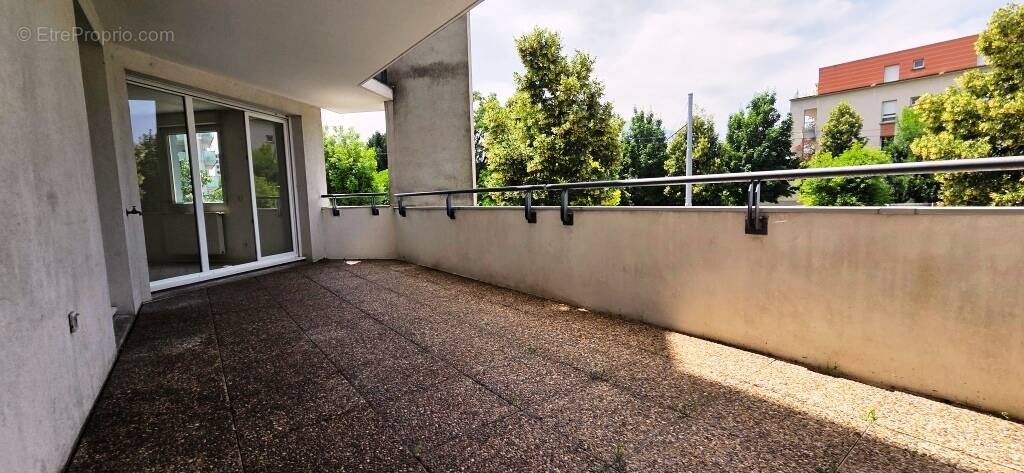 Appartement à SAINT-MARTIN-D&#039;HERES