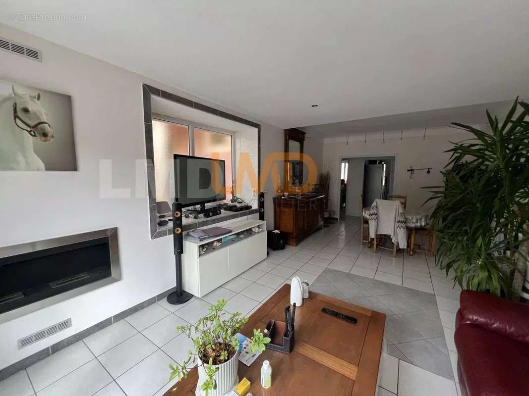 Appartement à AUBIN
