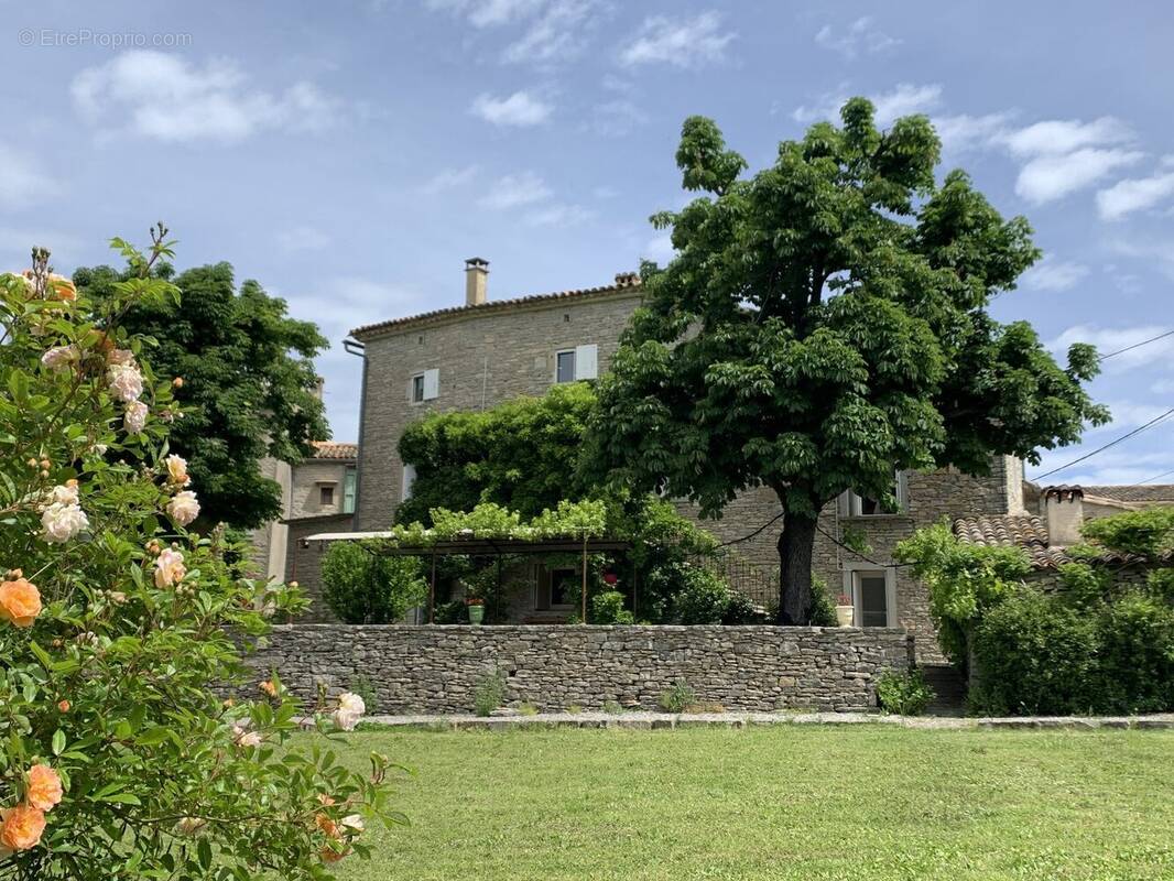 Maison à POMPIGNAN