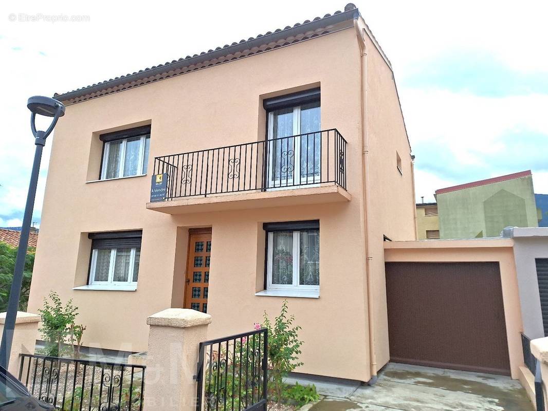 Maison à QUILLAN