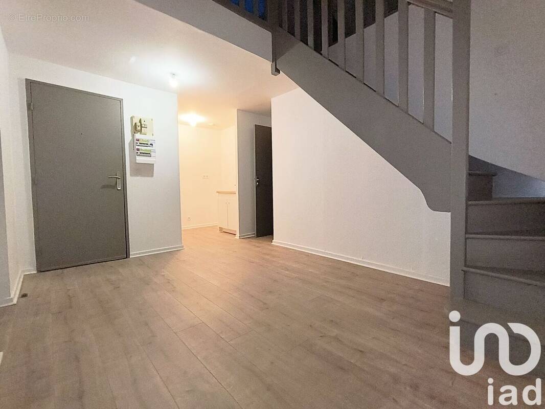 Photo 1 - Appartement à SAINT-SYMPHORIEN-SUR-COISE