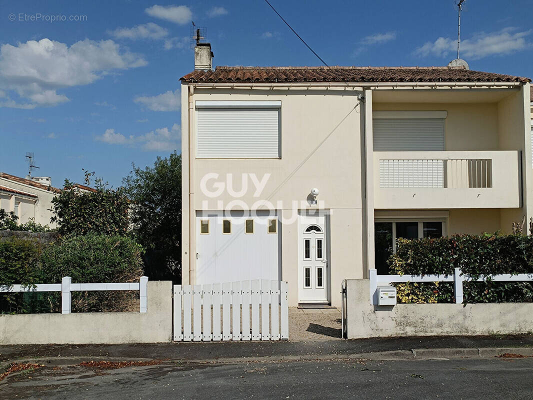 Maison à FONTENAY-LE-COMTE