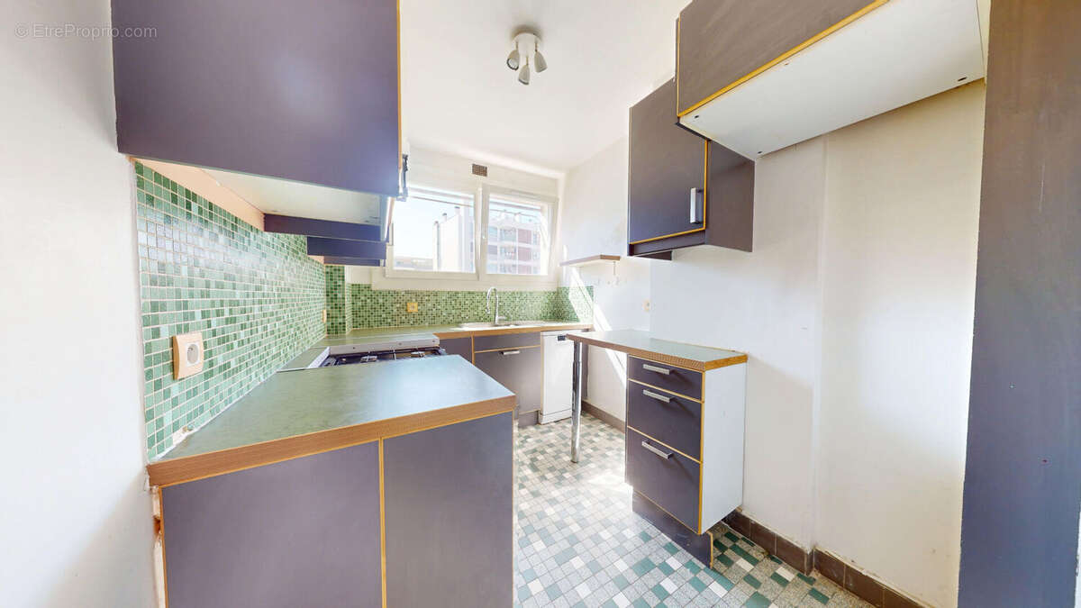 Appartement à PARIS-19E