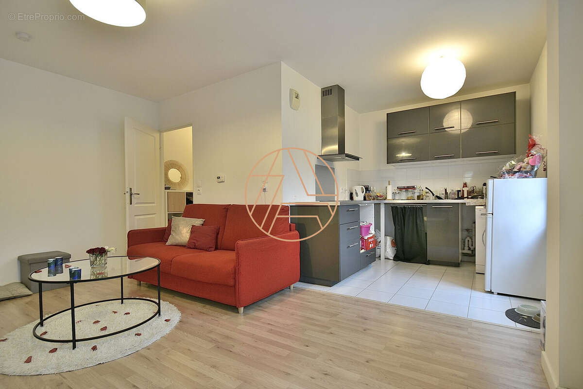Appartement à SAINT-MAUR-DES-FOSSES