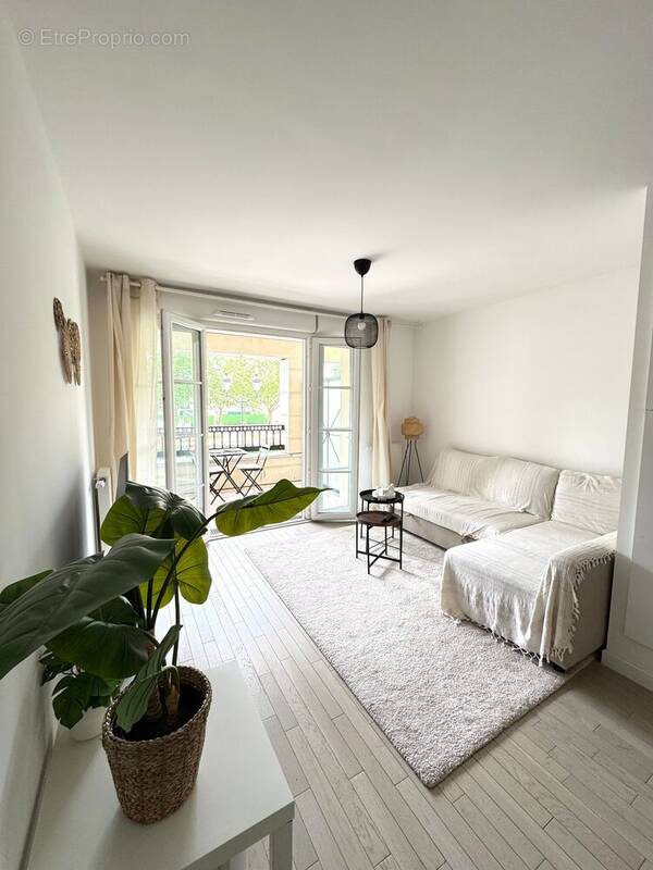 Photo 1 - Appartement à PUTEAUX