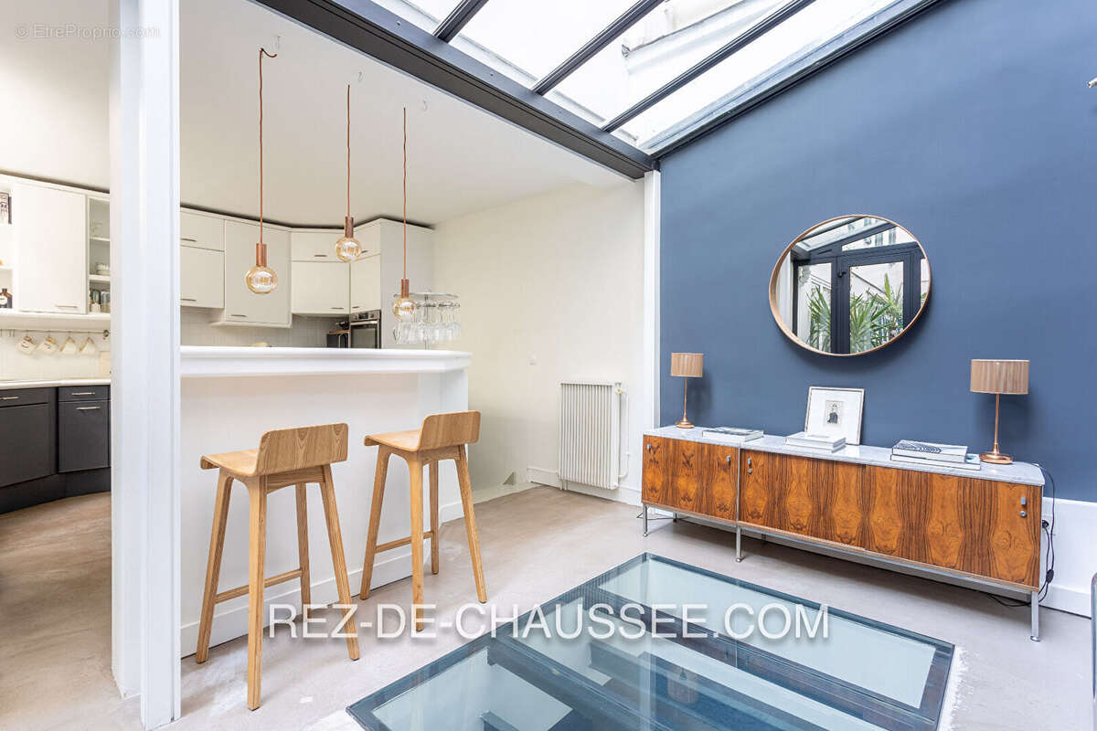 Maison à PARIS-10E