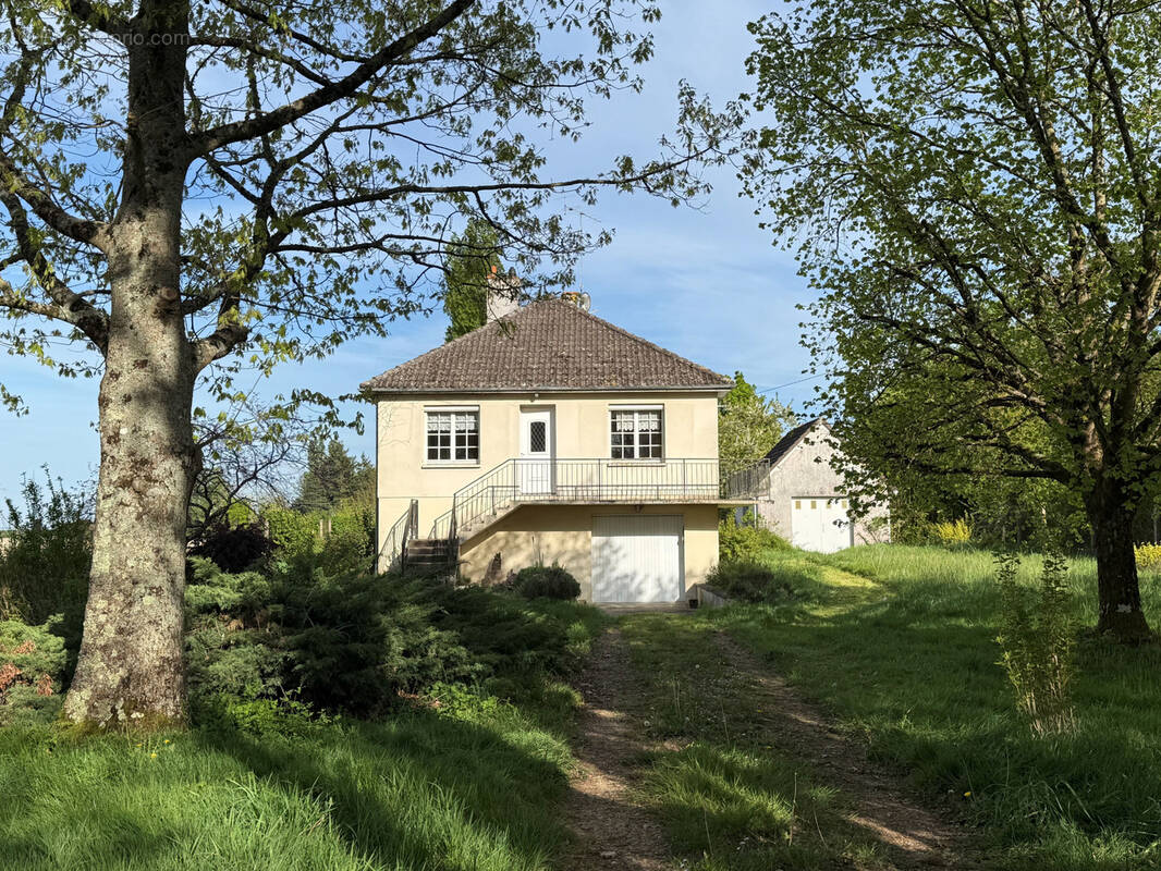 Maison à TRAINOU