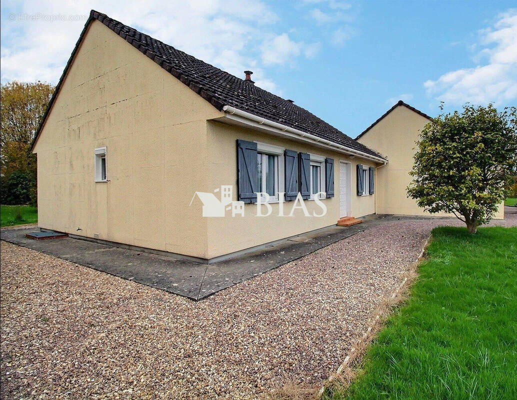 Maison à LIEUREY
