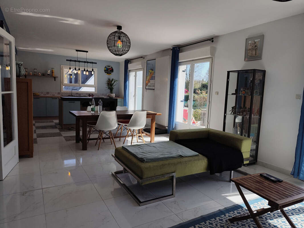 Maison à COMBRIT