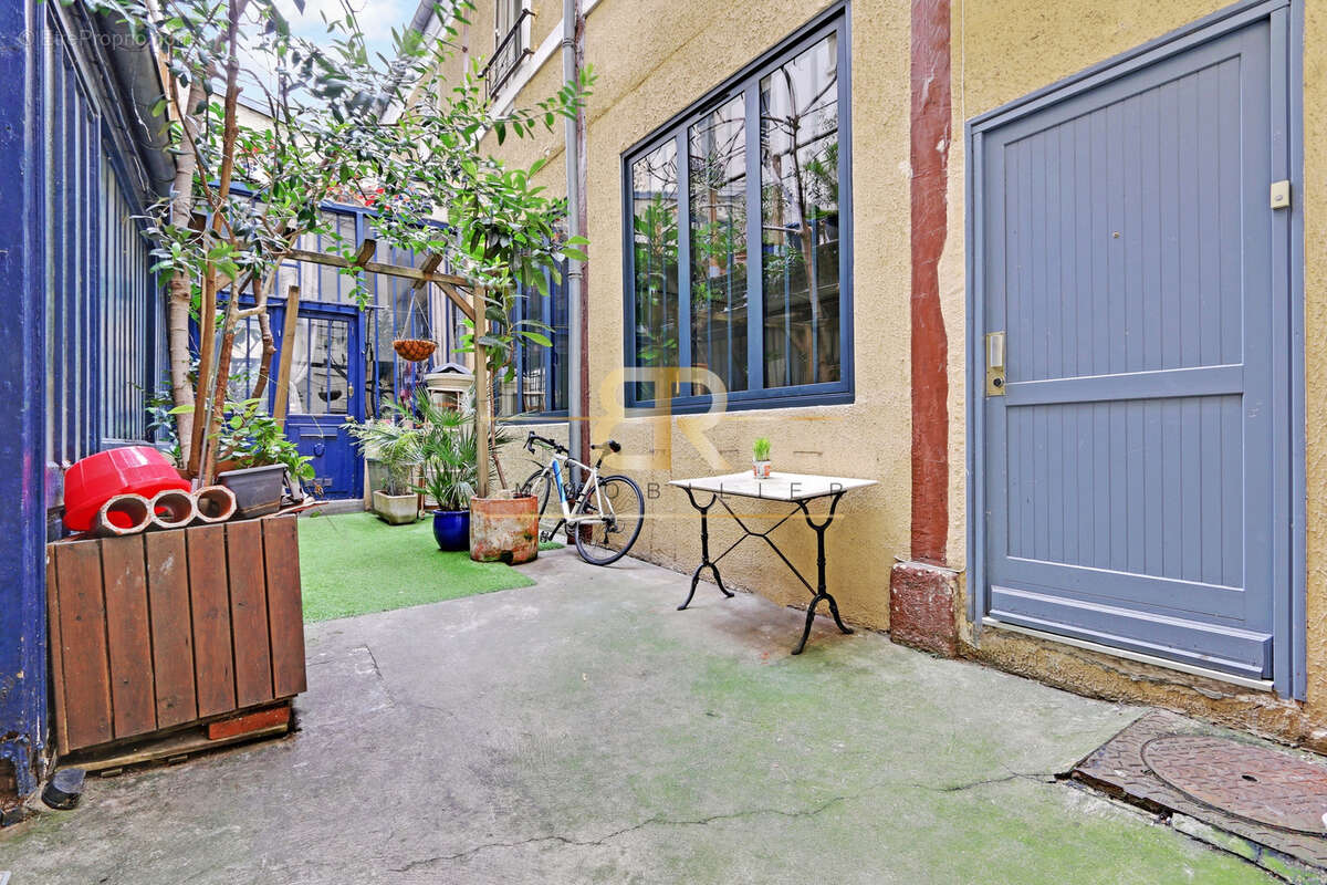 Appartement à PARIS-19E