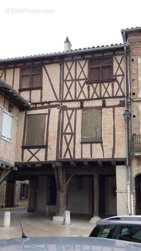 Maison à LISLE-SUR-TARN