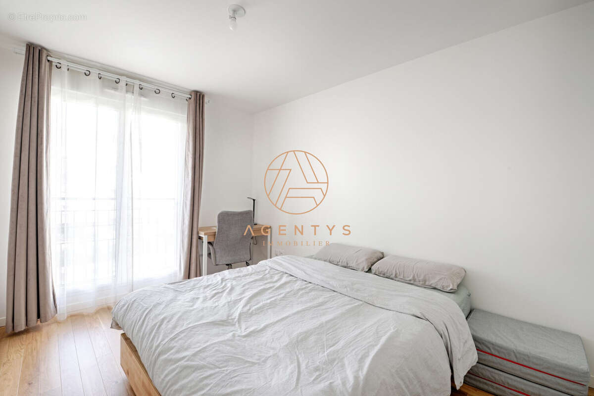 Appartement à SAINT-MAUR-DES-FOSSES