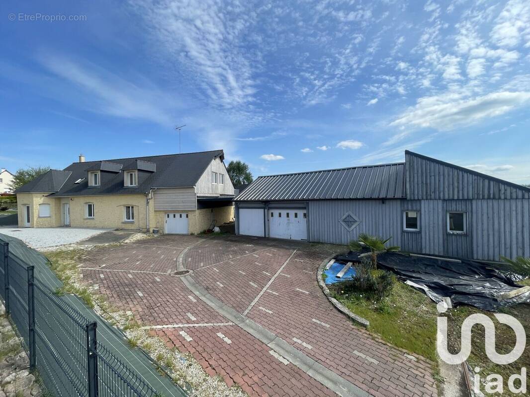 Photo 1 - Maison à FOUGEROLLES-DU-PLESSIS