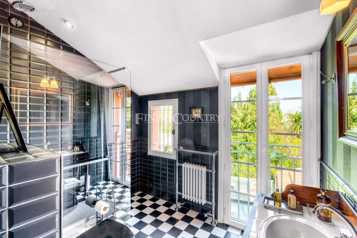 Maison à ANTIBES