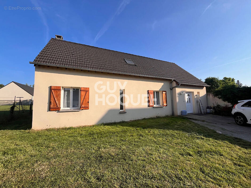 Maison à EPISY