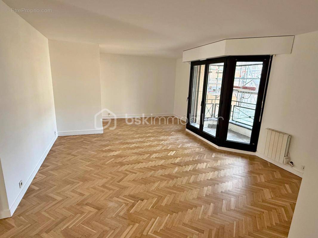 Appartement à VERSAILLES