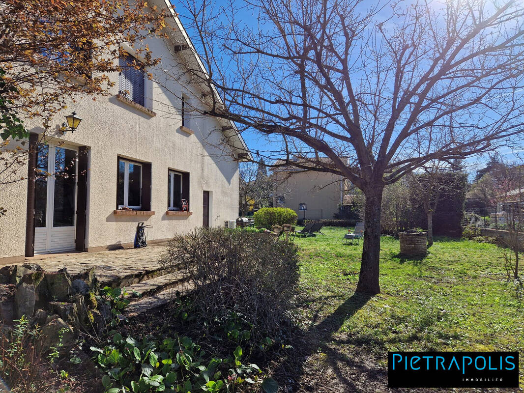 Maison à SAINT-LAURENT-DE-MURE