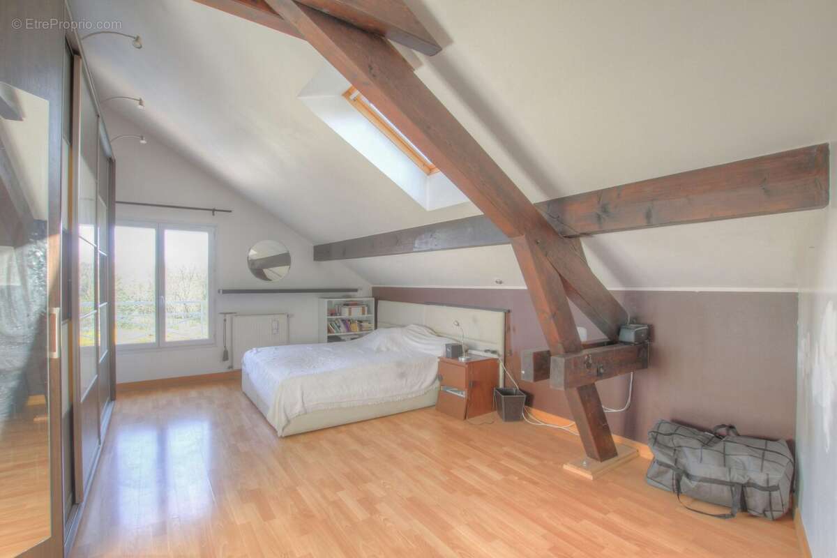 Maison à ECHENEVEX