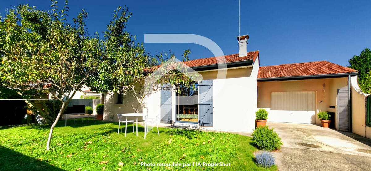 Maison à PEYREHORADE