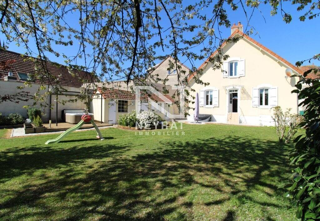 Maison à SAINT-MARTIN-EN-BRESSE