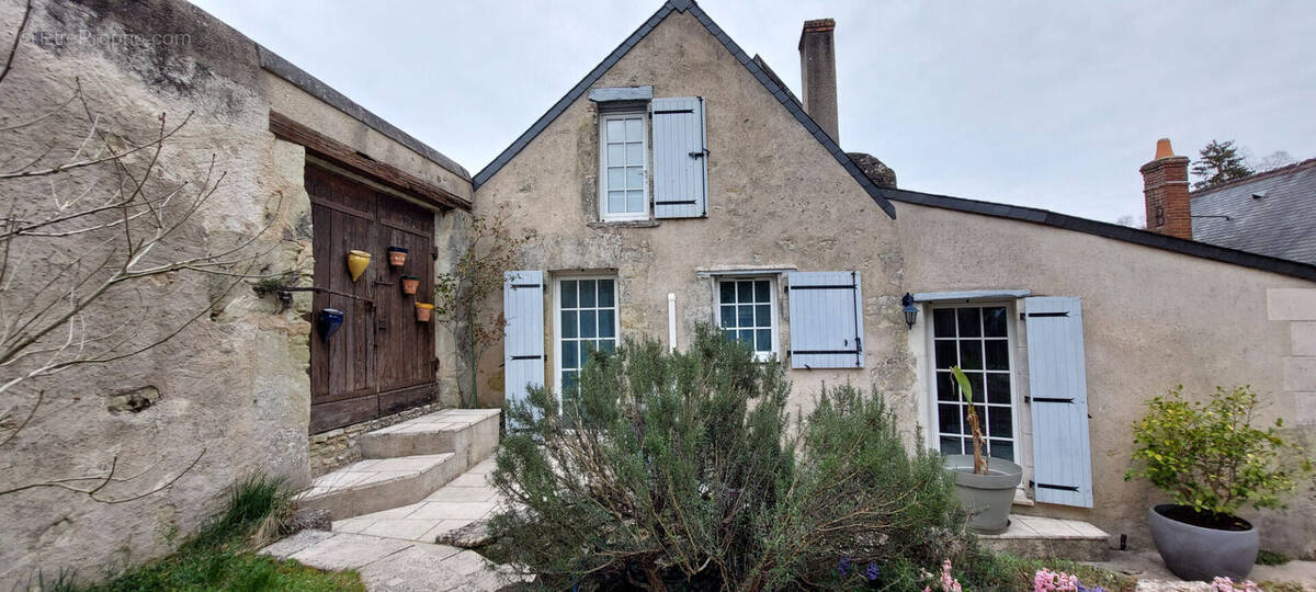 Maison à LUSSAULT-SUR-LOIRE