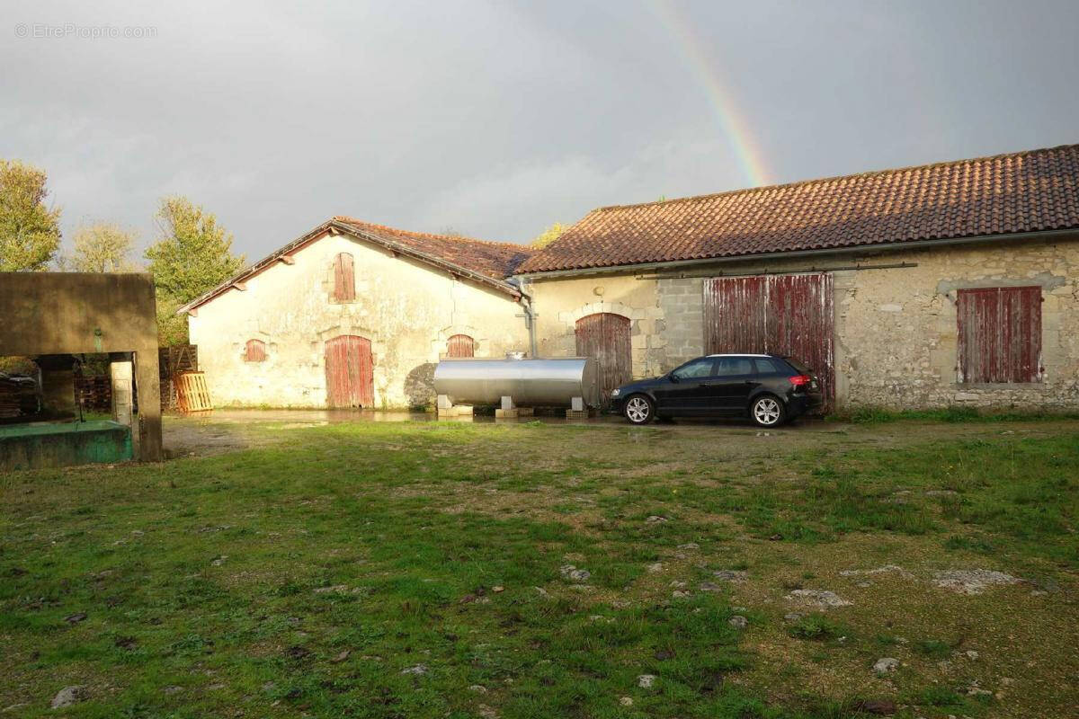 Maison à BLAYE