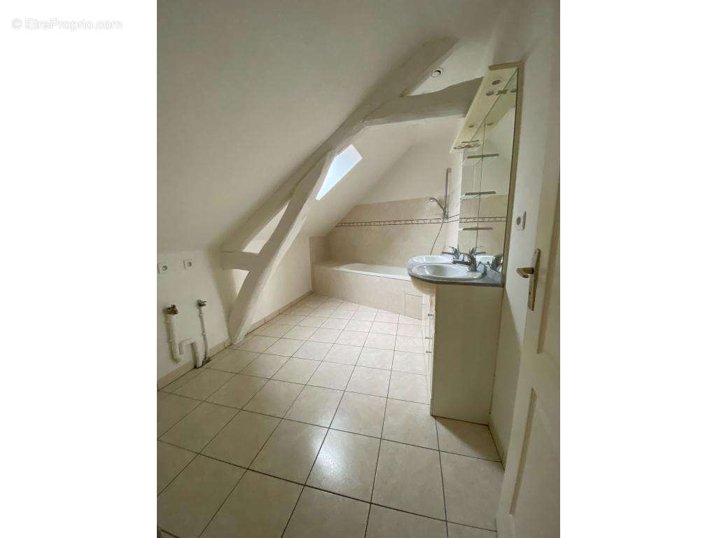 Maison à ANGERVILLE