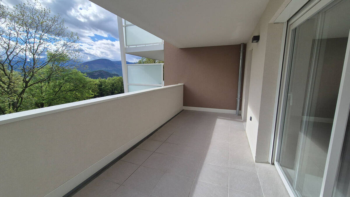 Appartement à CLAIX