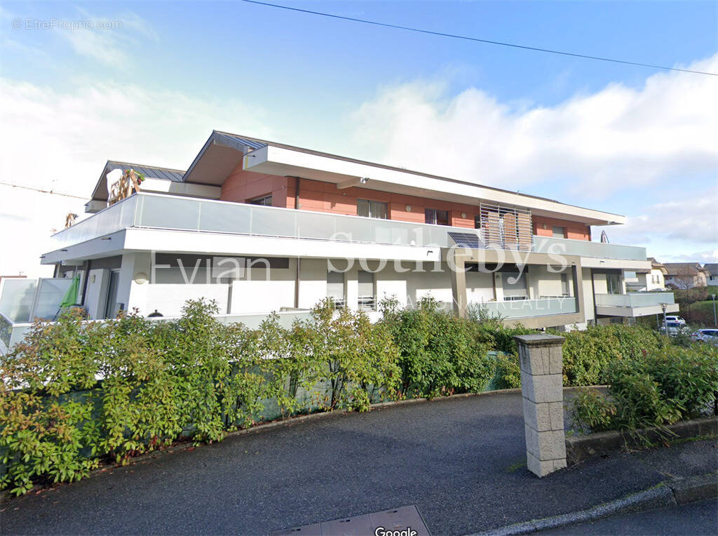 Appartement à EVIAN-LES-BAINS