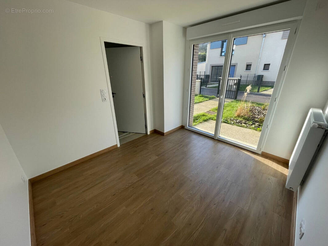 Maison à LA QUEUE-EN-BRIE