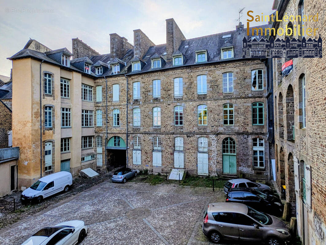 Appartement à FOUGERES